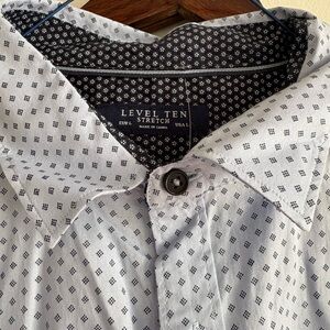 Level Ten Men's Black and White Patterned Stretch Shirt